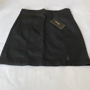 Shinestar Back Skirt